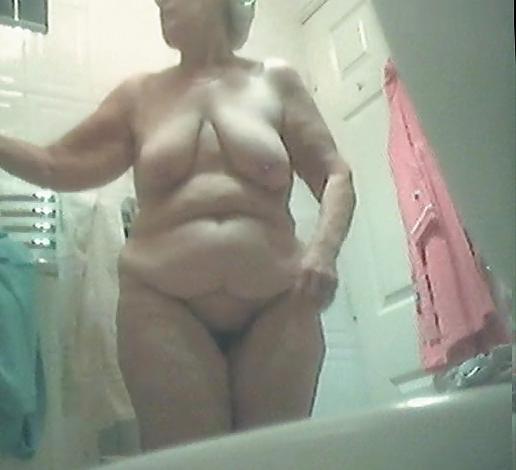 11P Girls caught on cam