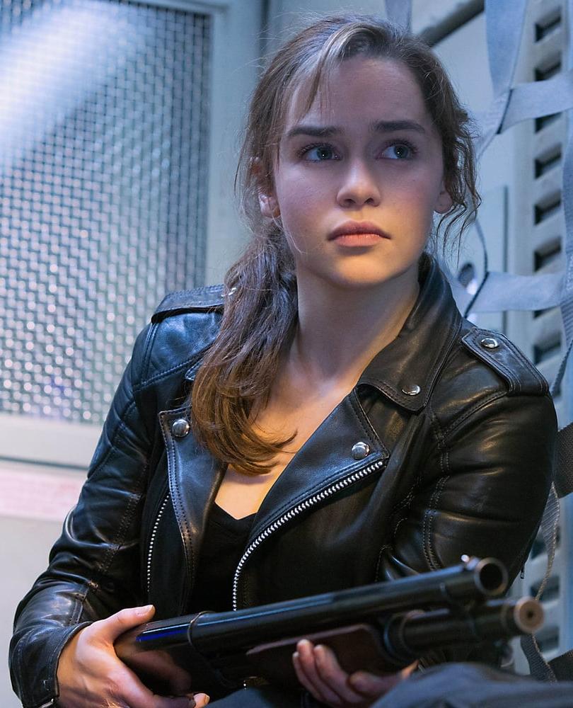 25P Emilia Clarke Fit As Fuck 2