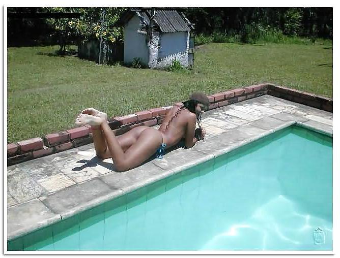 25P Pool Party sexy 
