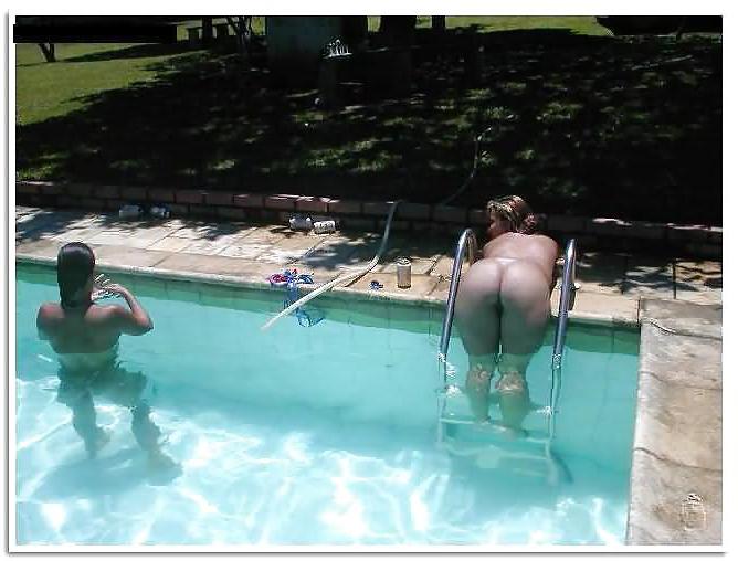 25P Pool Party sexy 
