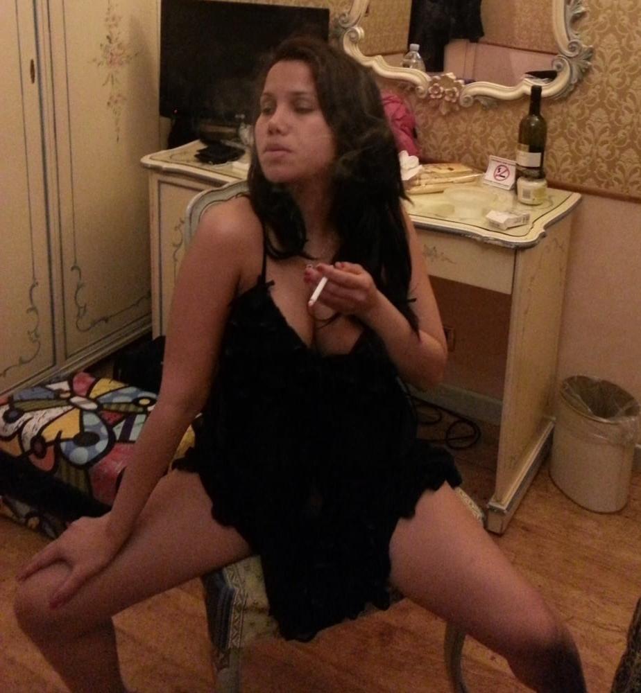 25P Columbian mom and doctor Karem Cecilia