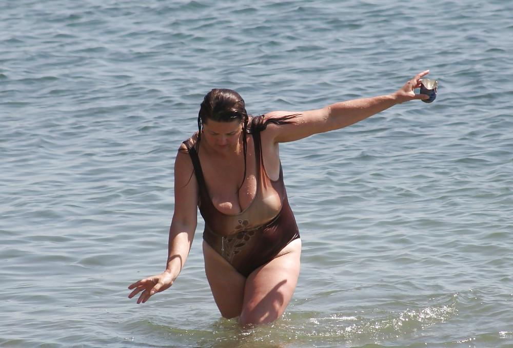 7P Monster Tit Beach Plumper