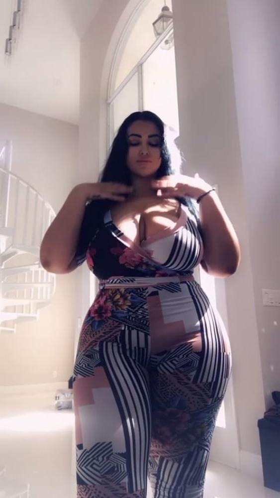 25P DiamondDoll Pawg Gallery 3