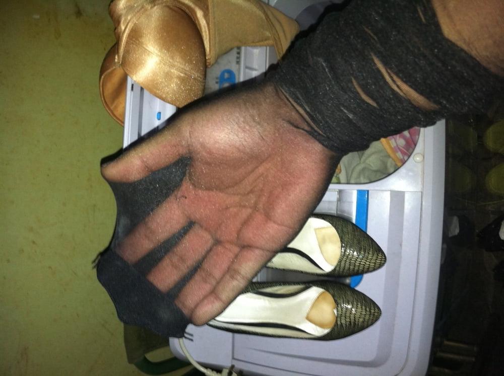 25P My wife's high heels