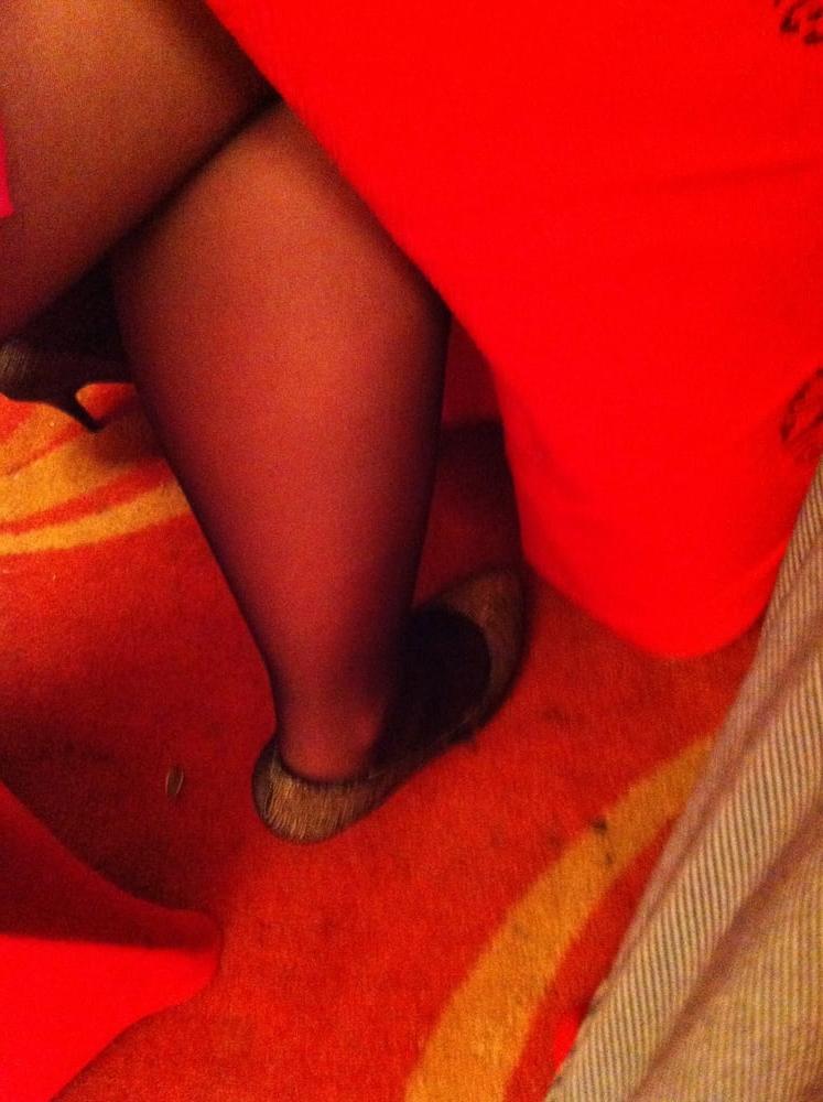 25P My wife's high heels
