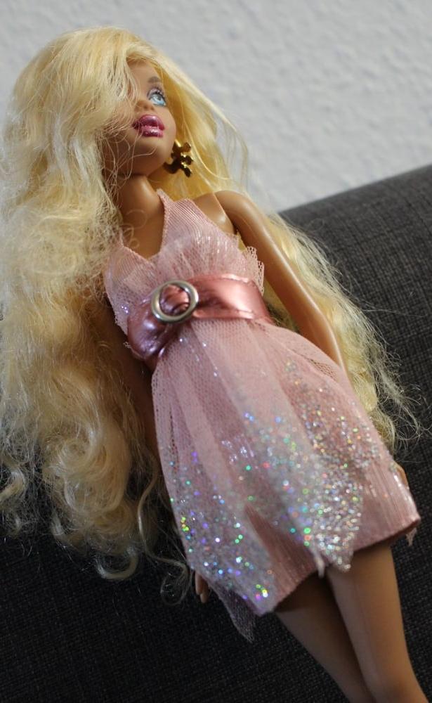 16P 09 Kennedy stripping (Doll)