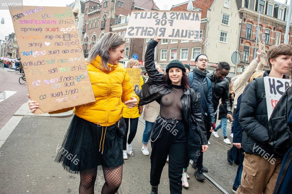 15P Dutch Girls - Non Porn - 200th Gallery