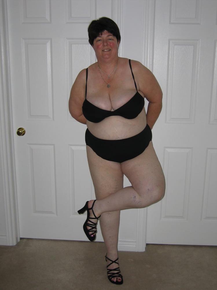 25P Canadian MILF's Big Tits and Ass