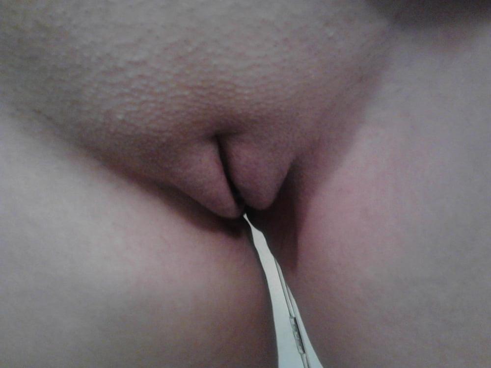 13P Shaved Pussy