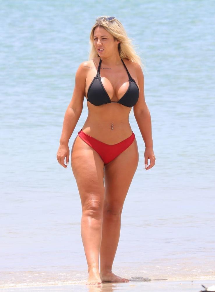 25P Celebs I'd love to hate fuck