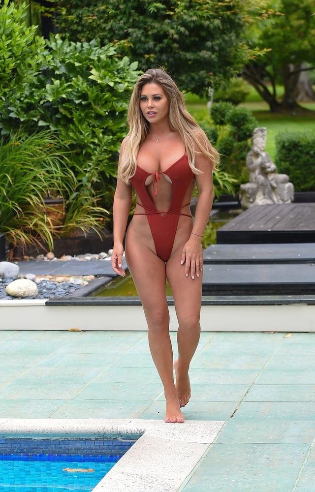 25P Celebs I'd love to hate fuck