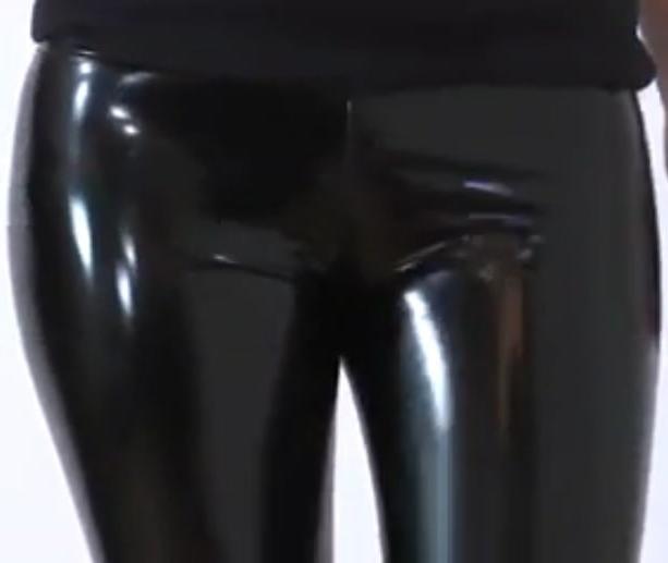 25P Leather cameltoe 6