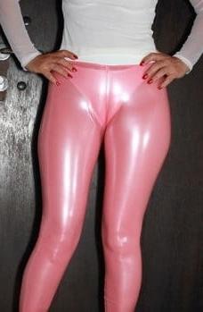 25P Leather cameltoe 6