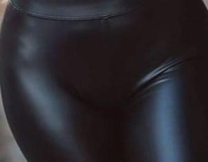 25P Leather cameltoe 7