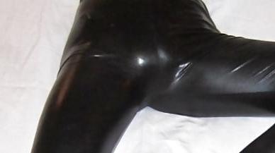 25P Leather cameltoe 7