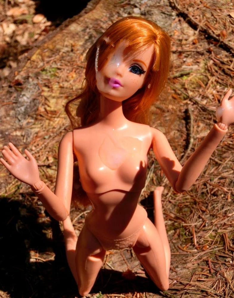 25P 08 Midge in the sun (Doll)