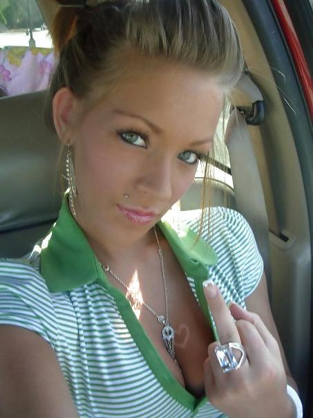 13P Facebook Hotties Smokin 