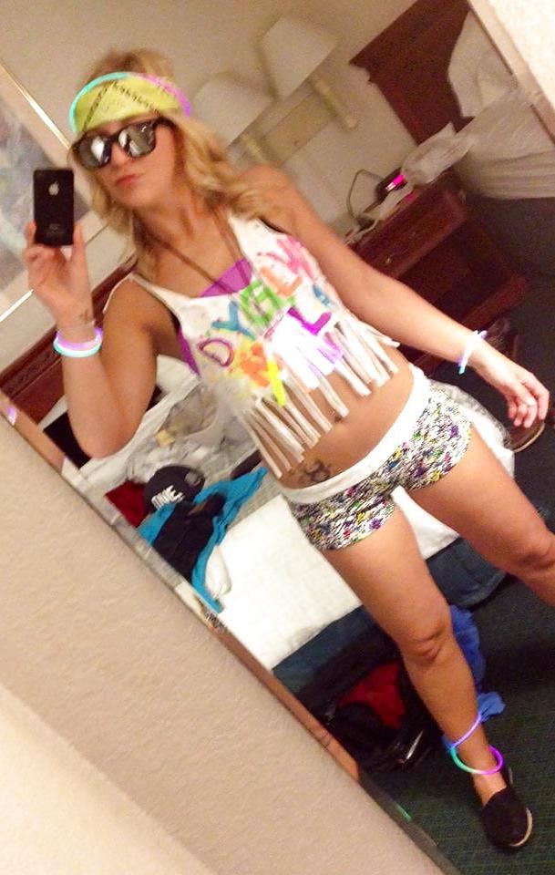 13P Facebook Hotties Smokin 
