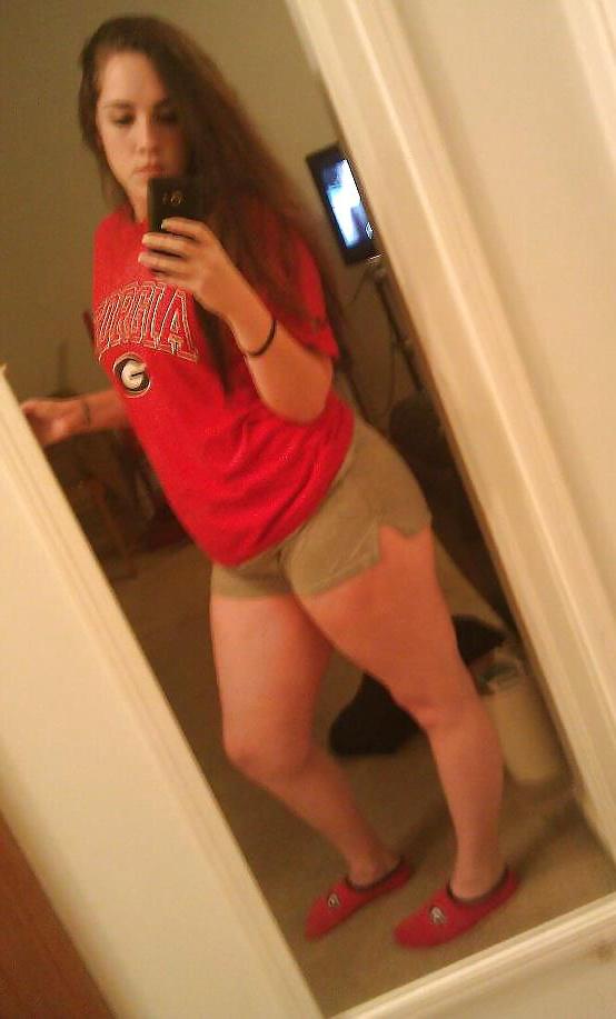 13P Facebook Hotties Smokin 