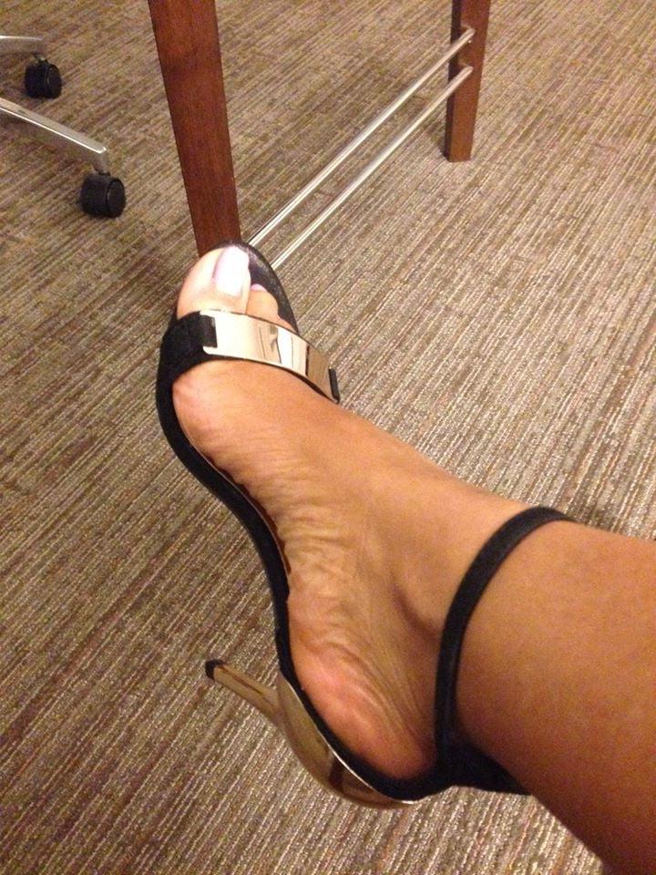 25P Talons High Heels sur Facebook 3