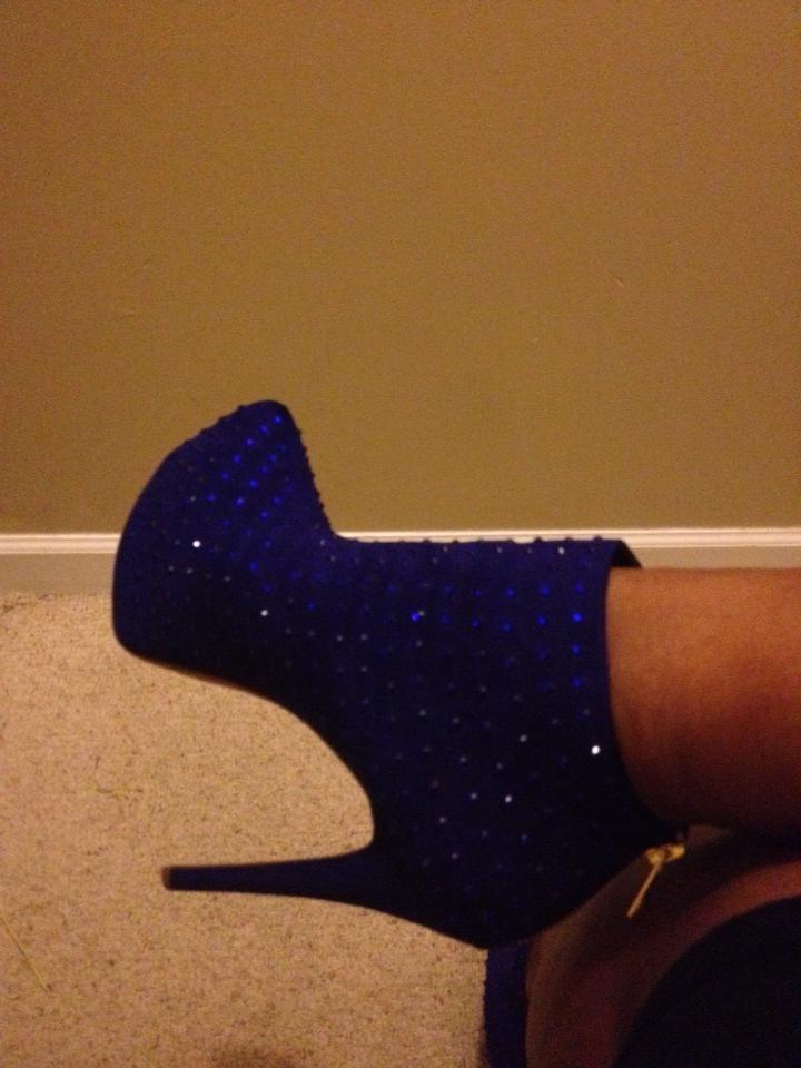 25P Talons High Heels sur Facebook 3