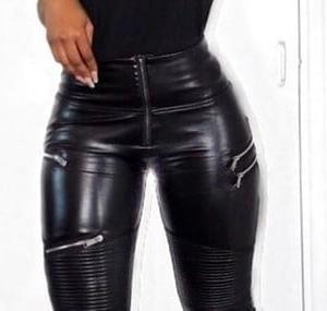 25P Leather cameltoe 8