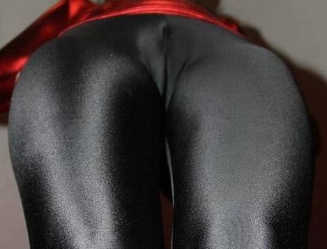 25P Leather cameltoe 8
