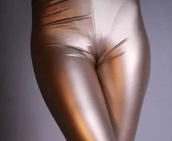 25P Leather cameltoe 3