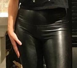 25P Leather cameltoe 4