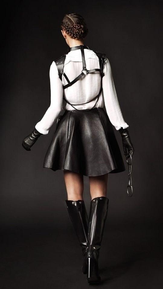 25P Leather Skirts and Dresses &amp; High Heels 3