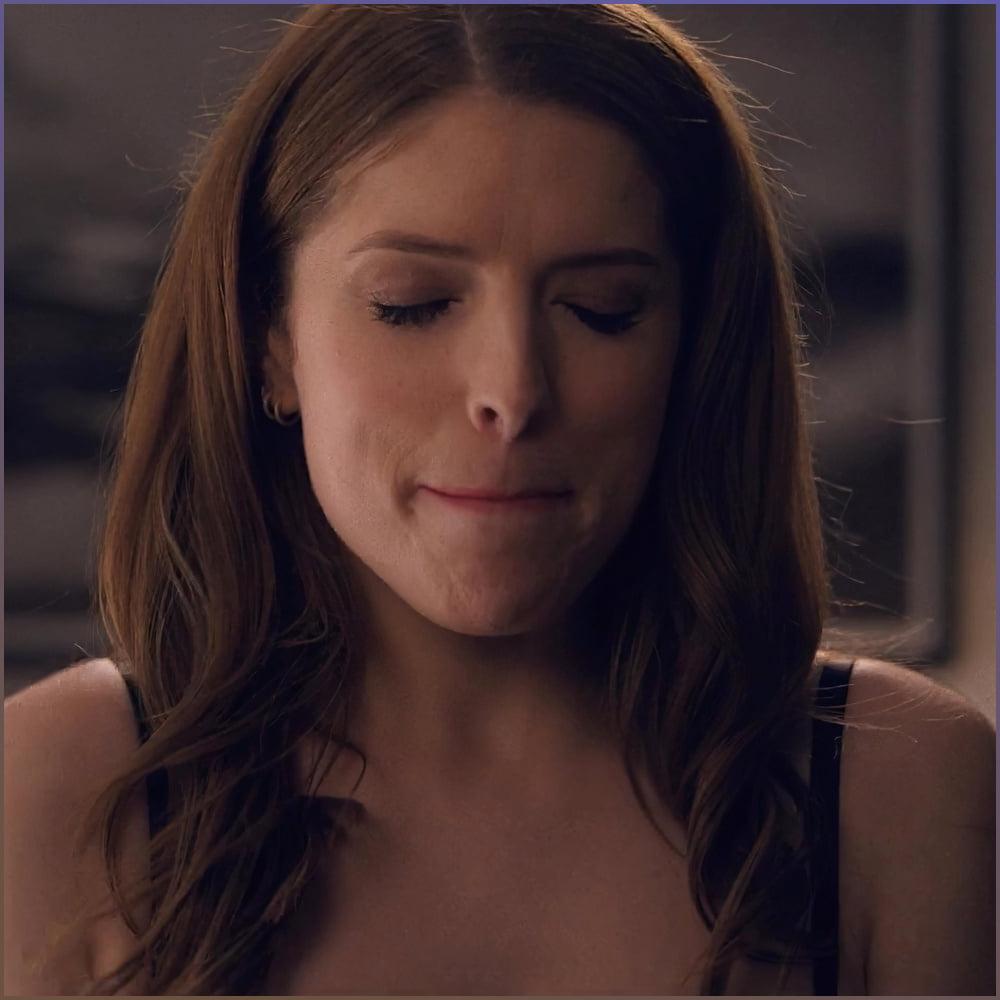 16P Anna Kendrick Love Life S1E7 (2020)