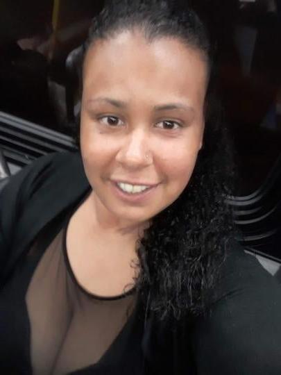 5P Latina escort who don't fuck black men.