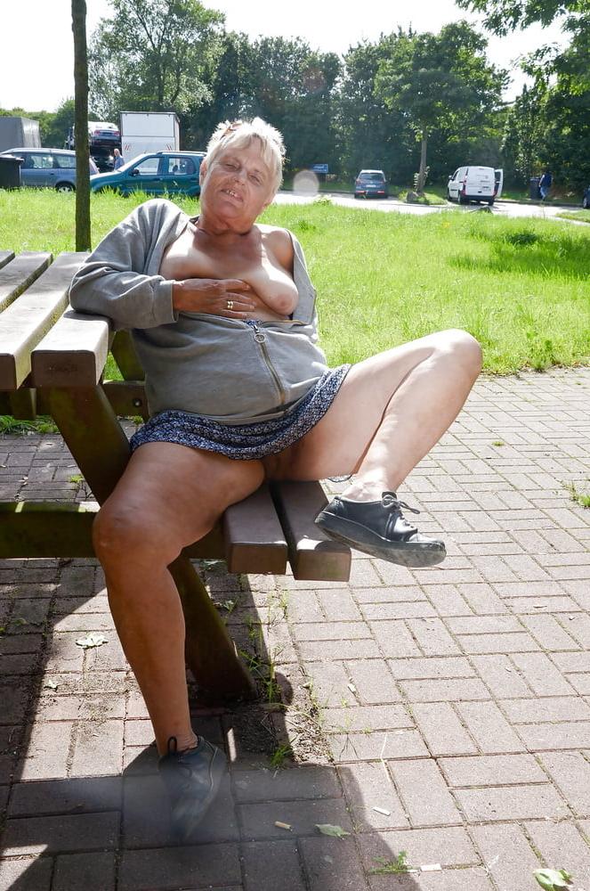 25P Granny I'd like to fuck