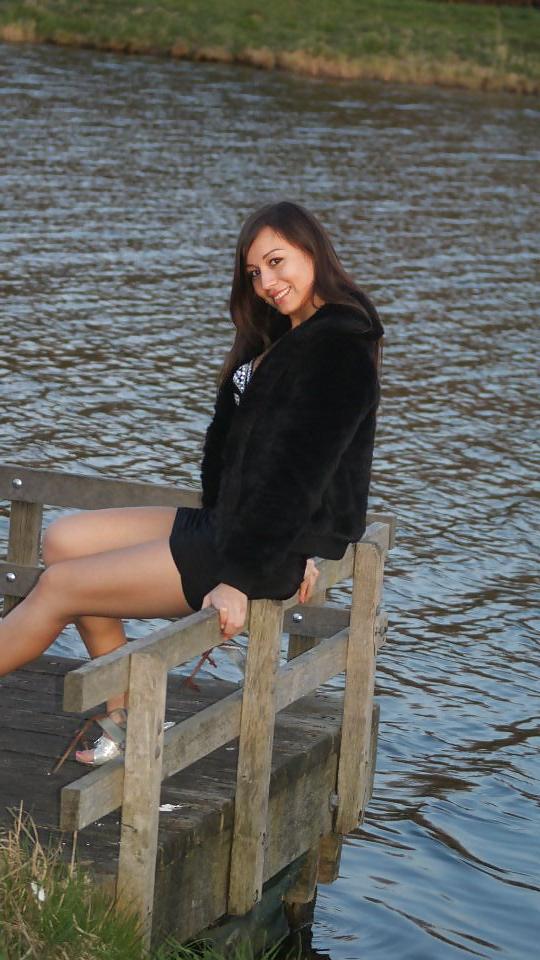 23P Naomi dutch sexy facebook girlfriend
