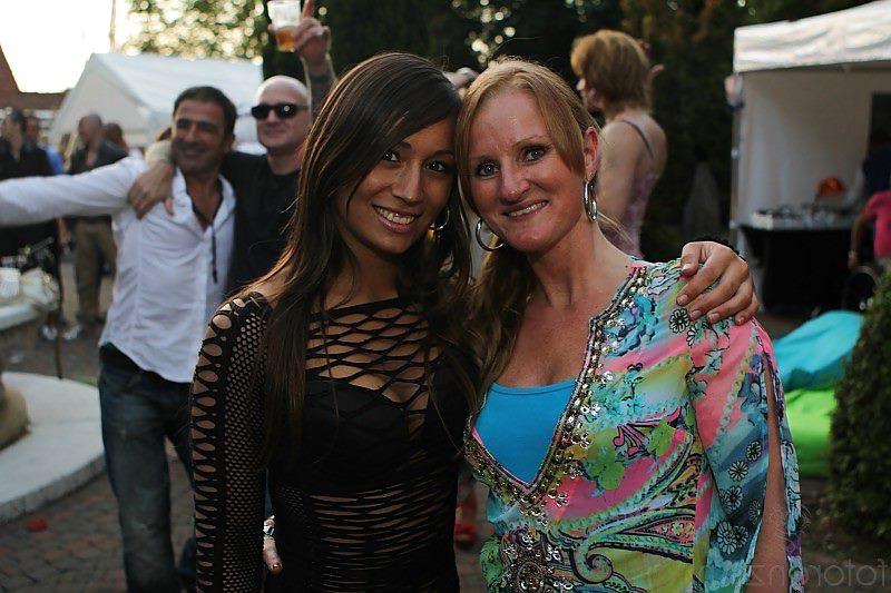 23P Naomi dutch sexy facebook girlfriend