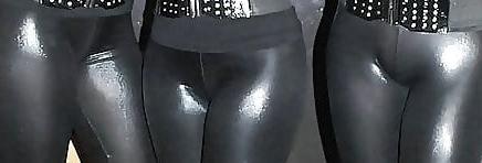25P Leather cameltoe 1