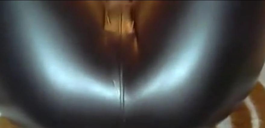 25P Leather cameltoe 5