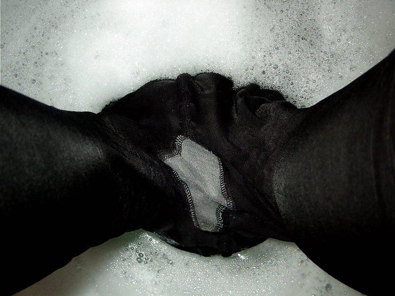 20P In Strumpfhose im Wasser - in pantyhose in water