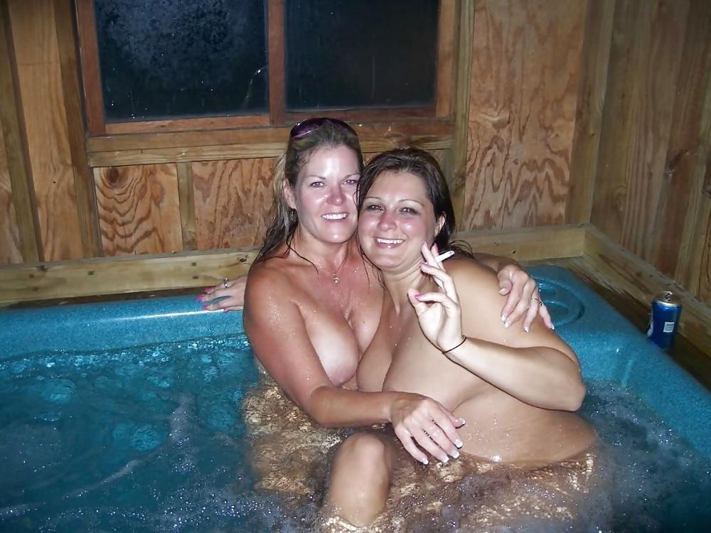 25P Hot Hottub Party