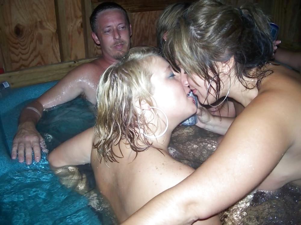 25P Hot Hottub Party