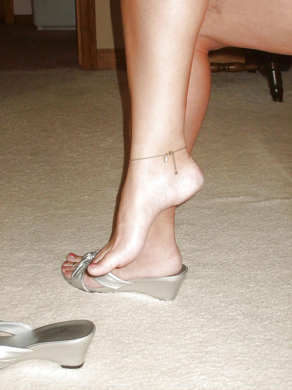 25P Feet Gallery