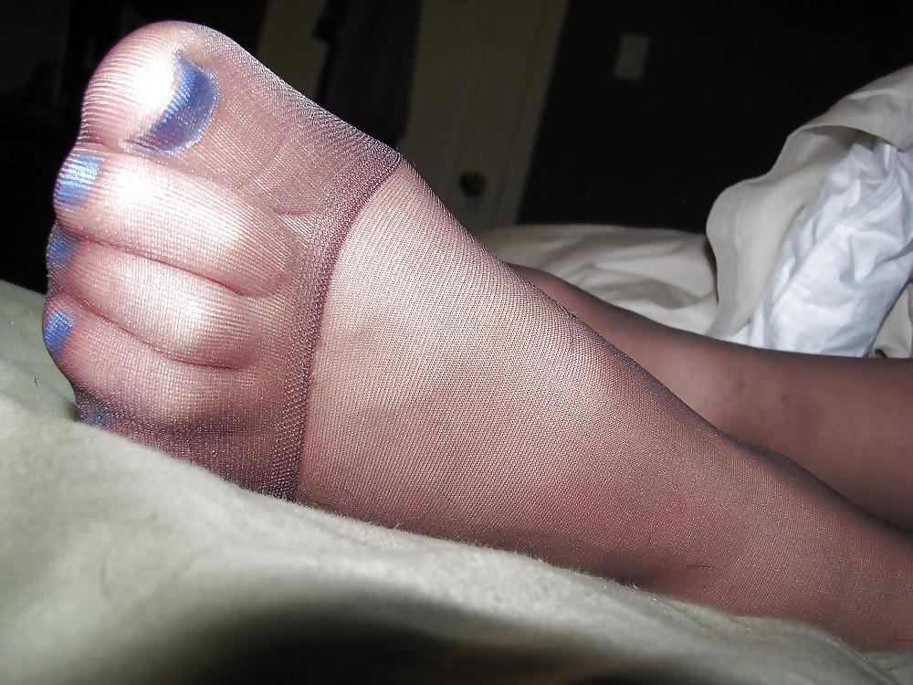 25P Feet Gallery