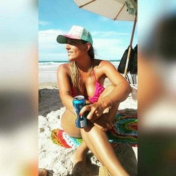 25P SOME PICTURES OF MY WIFE'S FRIENDS WHO I FUCK
