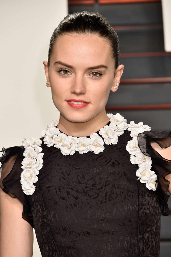 25P Daisy Ridley Fit As Fuck 2