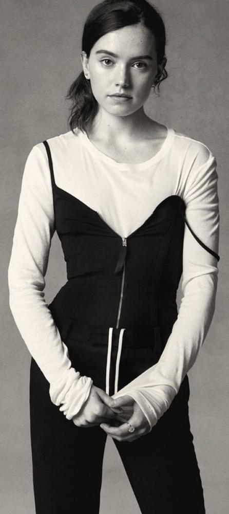 25P Daisy Ridley Fit As Fuck 2