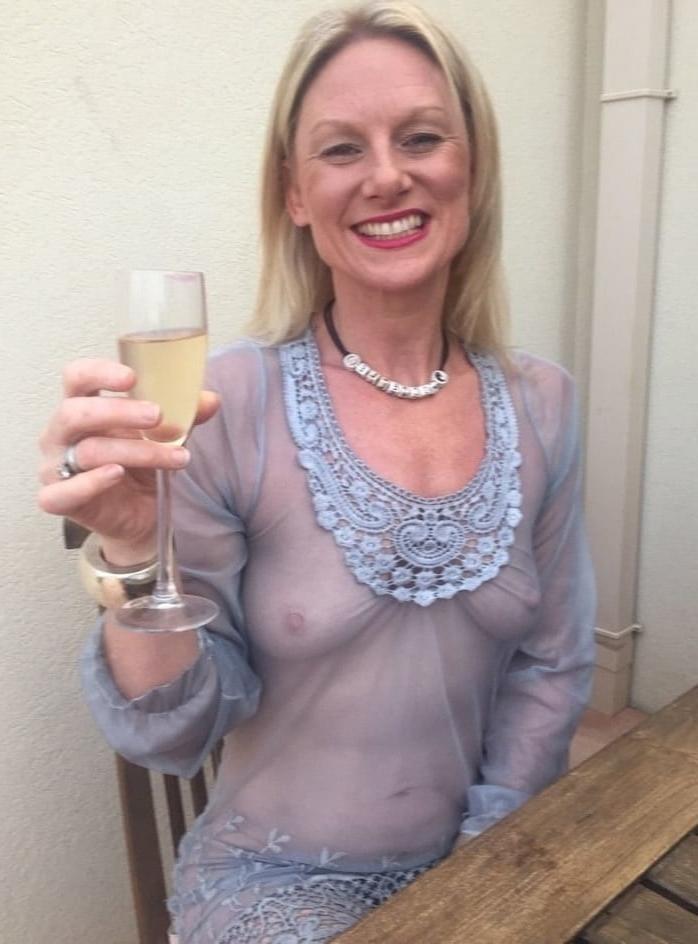 25P Love the Older Women