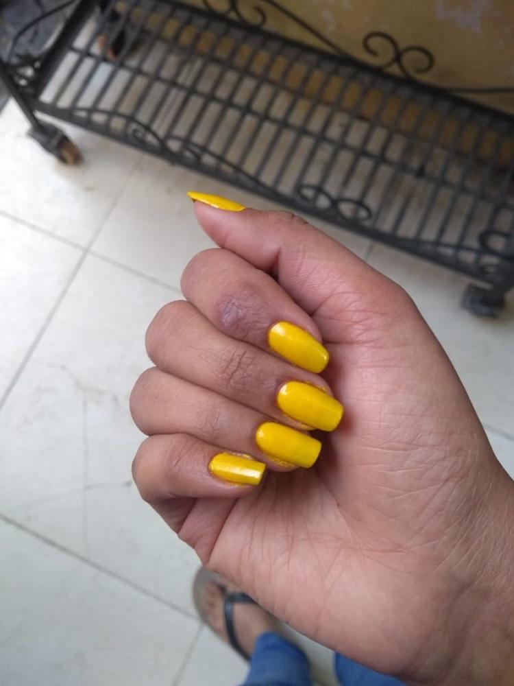 25P MY WIFE'S LONG NAILS