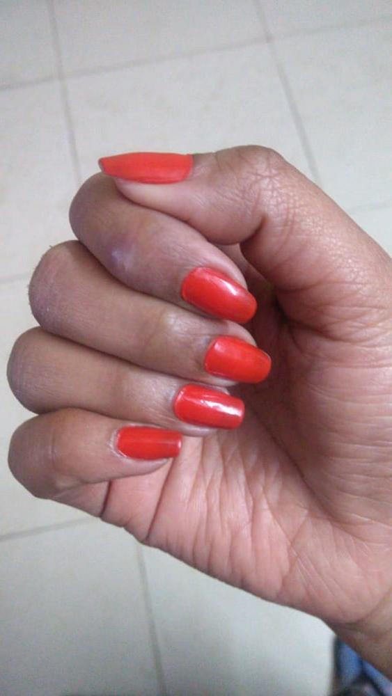25P MY WIFE'S LONG NAILS