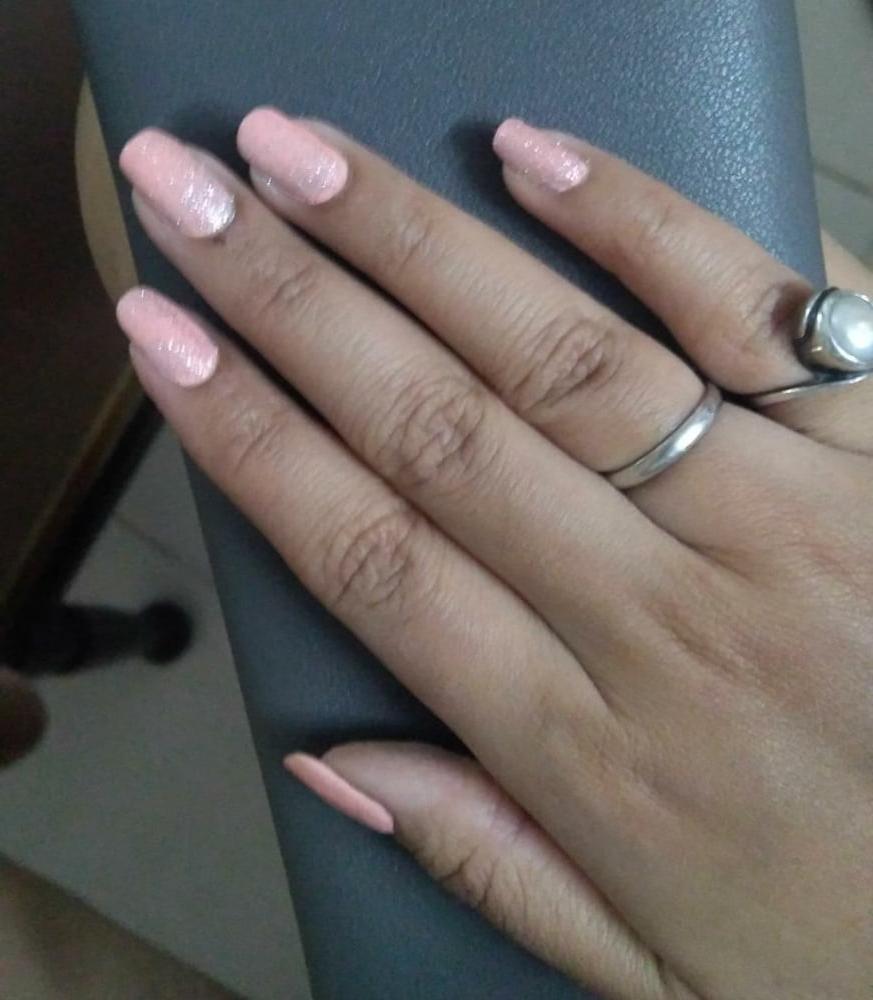 25P MY WIFE'S LONG NAILS