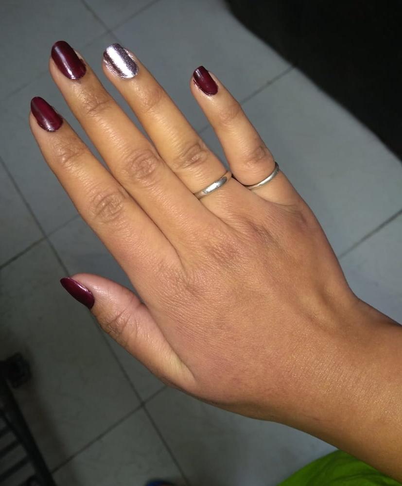 25P MY WIFE'S LONG NAILS